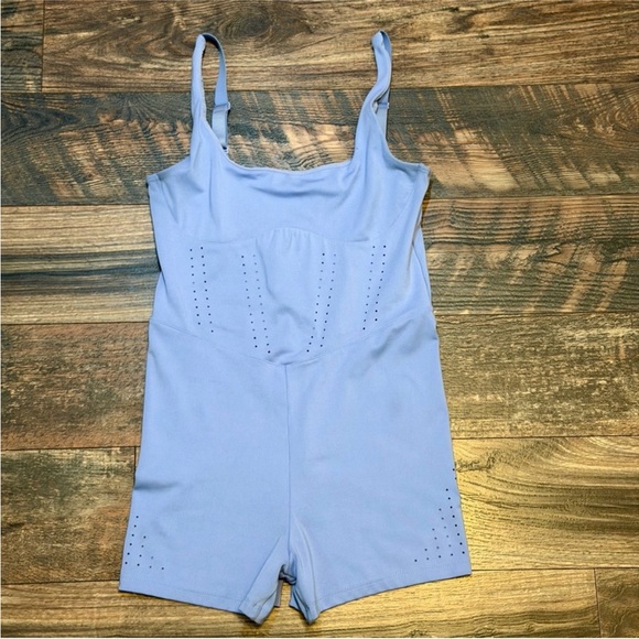 Victoria's Secret workout rompher size Large - Picture 2 of 3